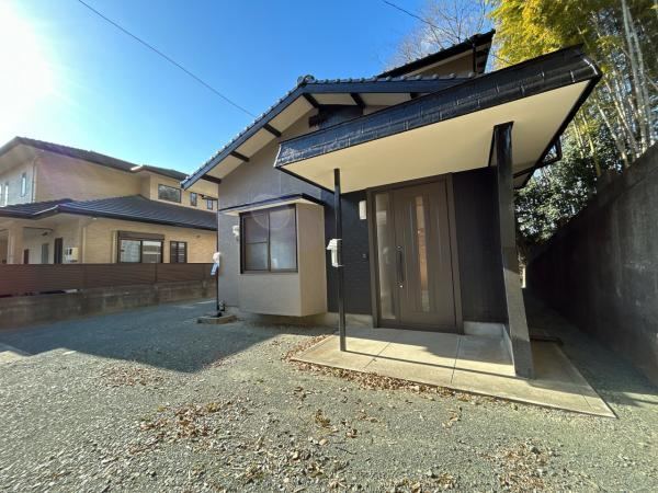 Well-Located 3LDK House in Nagamine Higashi - Photo 1