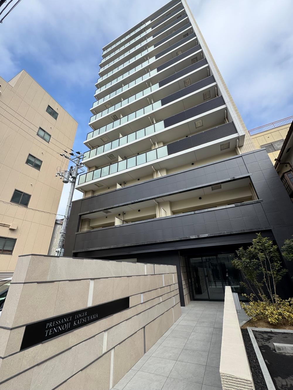 1LDK apartment in Tennoji Ward, Osaka - Photo 1