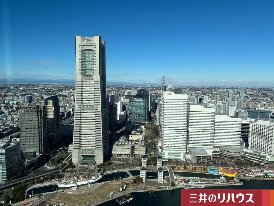 Luxury 2LDK Apartment in Kitakanatō - Photo 1