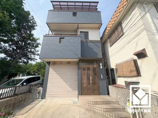No Down Payment Required: 4LDK House in Amagasaki - Photo 1