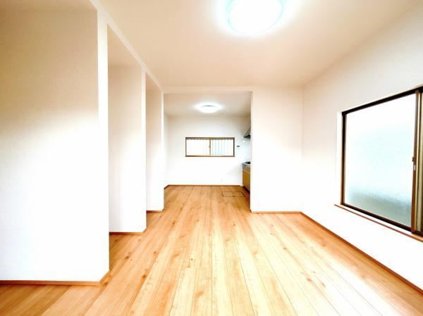 Renovated 4LDK House in Matsuyama - Photo 1