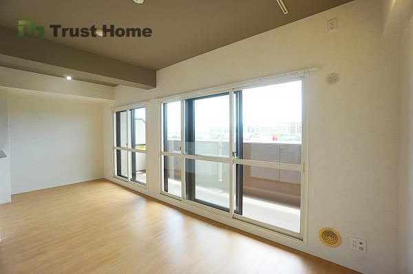 3LDK apartment in Amagasaki, Hyogo - Photo 1