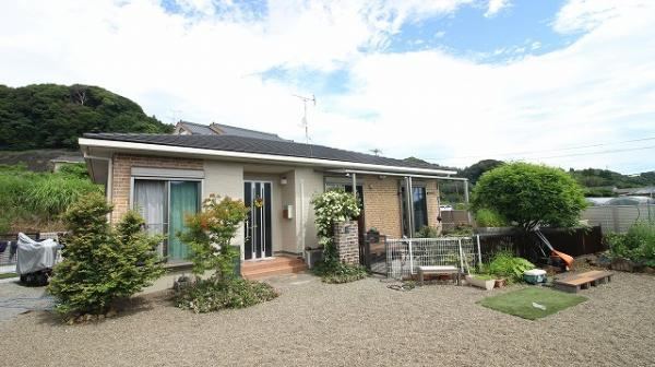 Charming 3LDK Detached House in Togo-cho - Photo 1