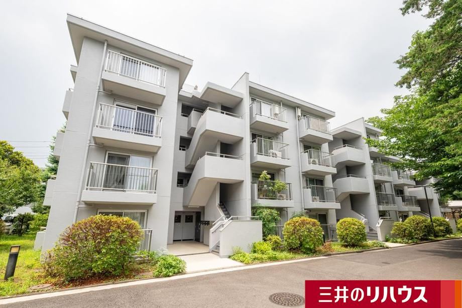 Bright 4LDK Apartment in Kichijoji Kitacho - Photo 1