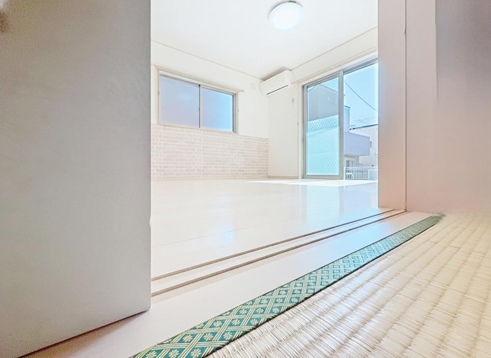 Bright 4LDK House with Parking in Kawaguchi - Photo 1