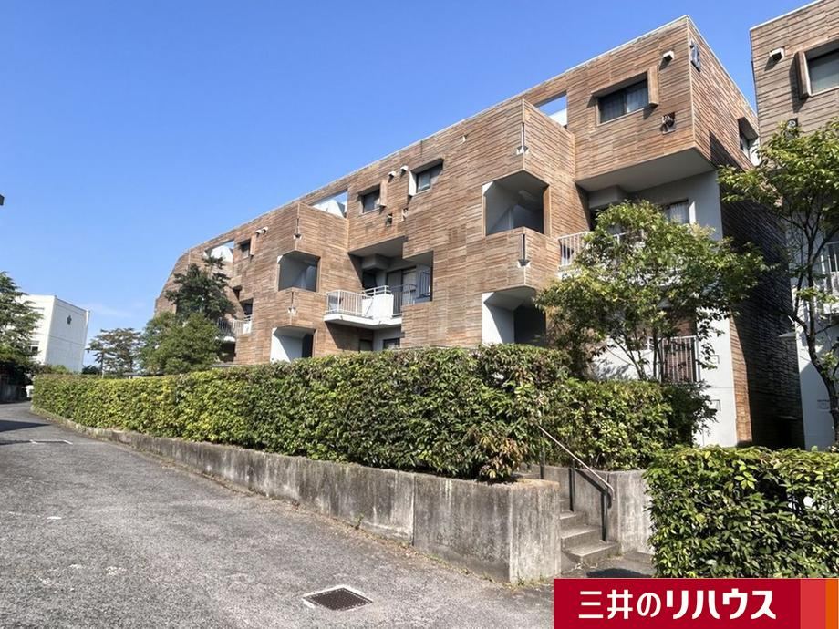 3LDK apartment in Nishi Ward, Hiroshima - Photo 1