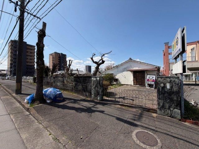 500 m² land in Miyakonojo, Miyazaki - Photo 1