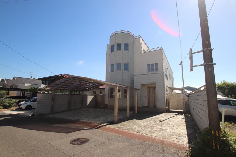 Spacious 5LDK House with Garden in Kokura Minami - Photo 1