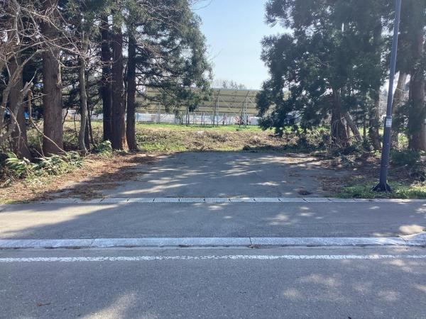 North-Facing Land in Rokkasyo Village - Photo 1