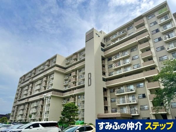 4LDK Apartment in Minami-Ono - Photo 1