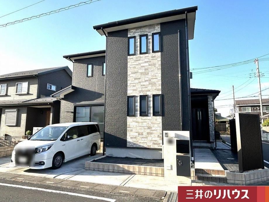 Modern 4LDK House in Hidaka - Photo 1