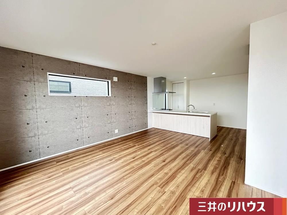 Modern 4LDK House in Kasumigaoka - Photo 1