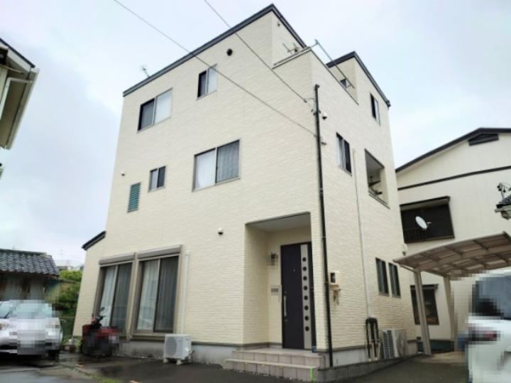 5LDK+2S house in Suruga Ward, Shizuoka - Photo 1