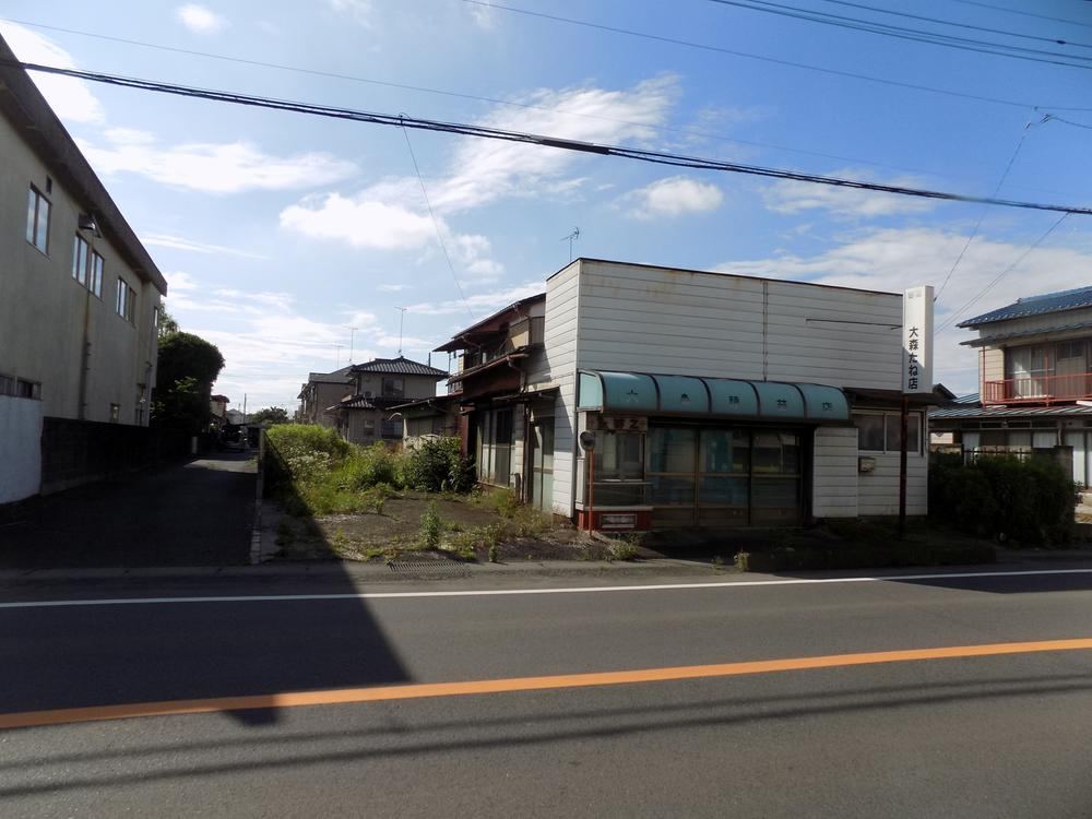 Large Land Parcel in Morokawa, Koga - Photo 1