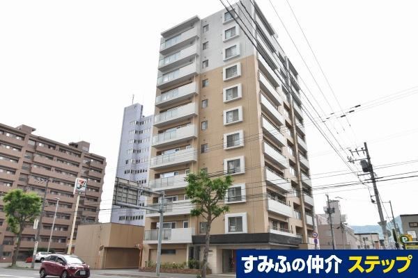 3LDK apartment in Chuo Ward, Sapporo, Hokkaido - Photo 1