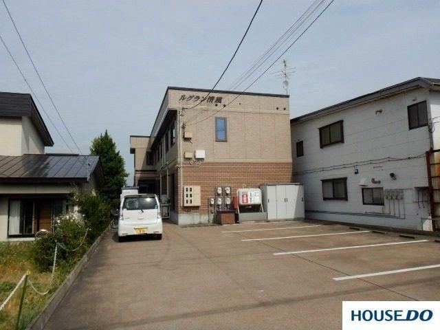 5LDK Home with Rental Income Potential - Photo 1