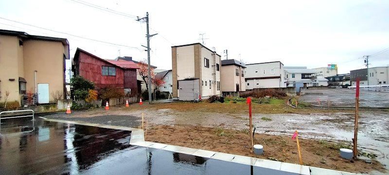 Generous Land Parcel in Aomori City - Photo 1
