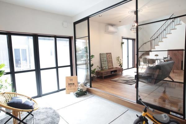 Beautiful 3LDK Home with Versatile Space in Kitakyushu - Photo 1