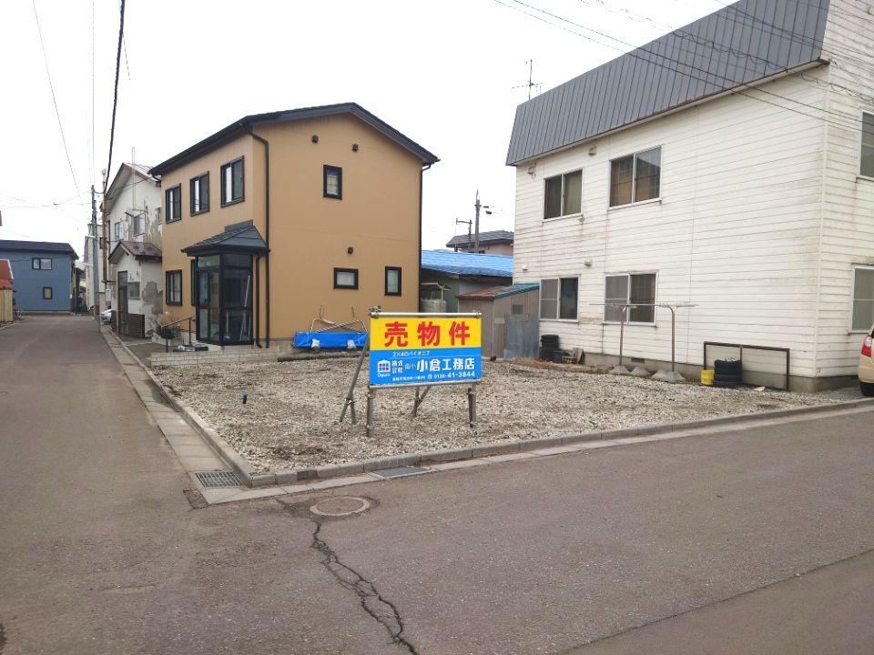 Sunny Corner Lot in Minato Town - Photo 1