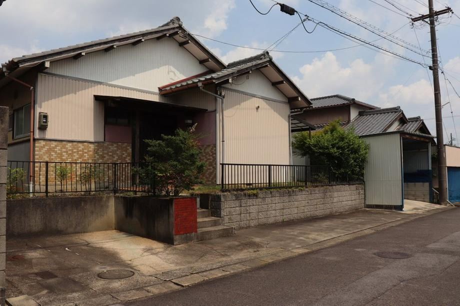 Charming 4DK Bungalow in Meiwa-cho - Photo 1