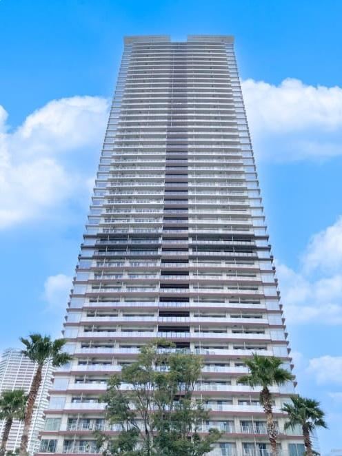 2LDK apartment in Chuo Ward, Tokyo - Photo 1