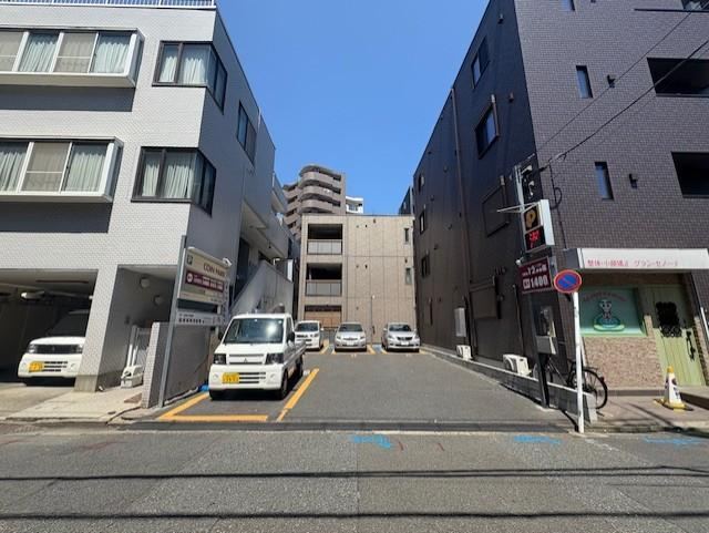 Prime Location Near Kawasaki Station - Photo 1