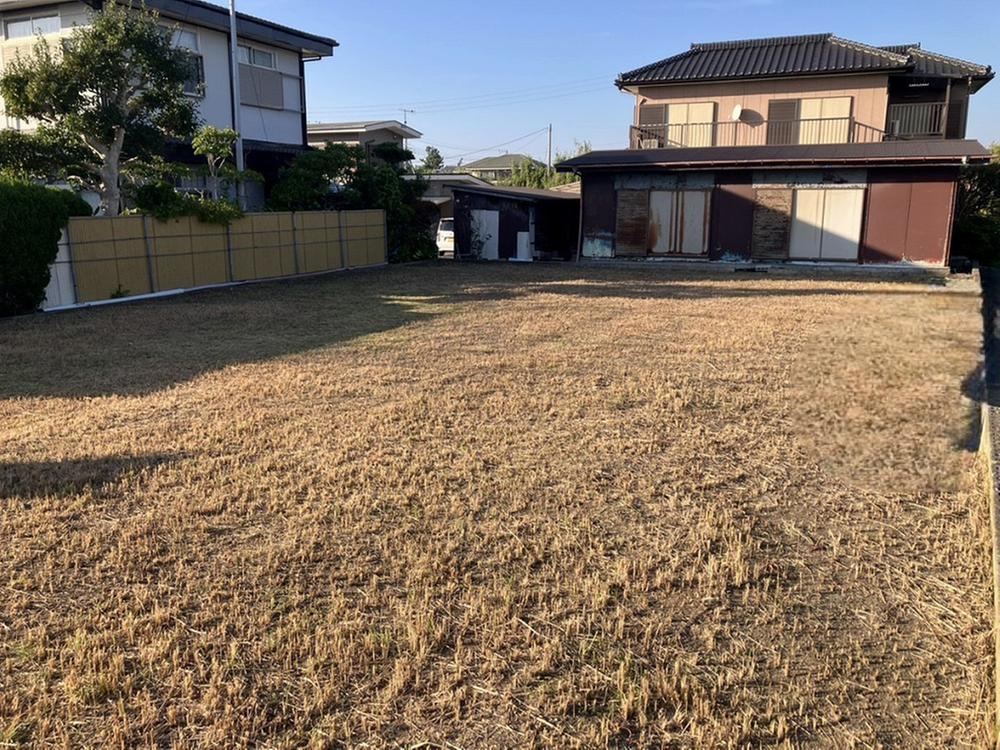 290 m² land in Tateyama, Chiba - Photo 1