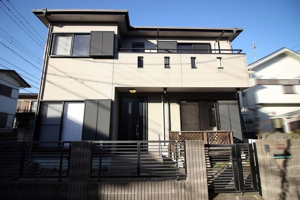Spacious 3LDK Home with Garden in Fukuda - Photo 1