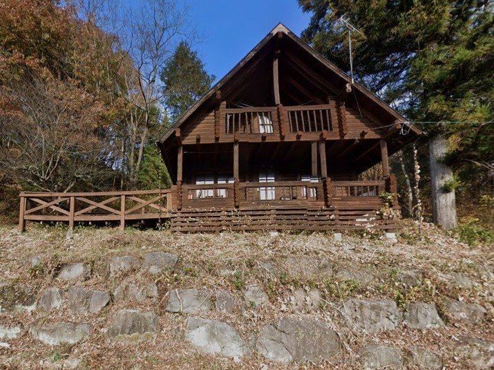 Charming Log House with Scenic Views in Kasuga - Photo 1