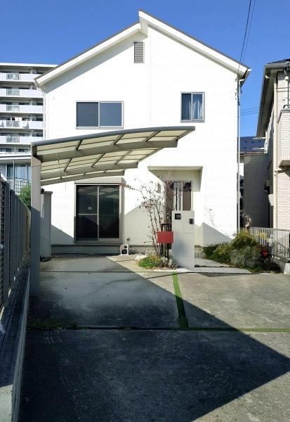 Modern 3LDK House Near Minamikusatsu Station - Photo 1