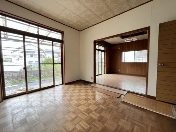 Spacious 4LDK House Near Fujioka IC in Nishinakayama - Photo 1