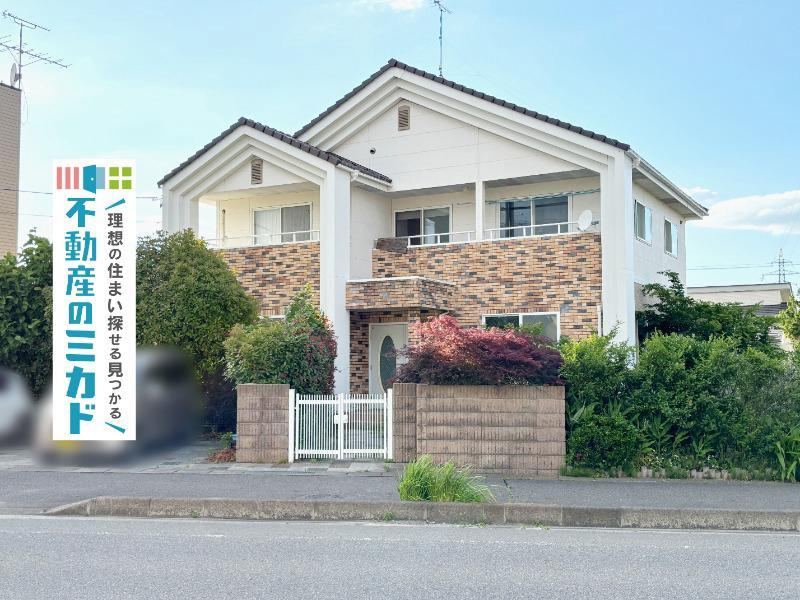 Spacious 5SLDK Home with Roof Balcony in Hiwada - Photo 1