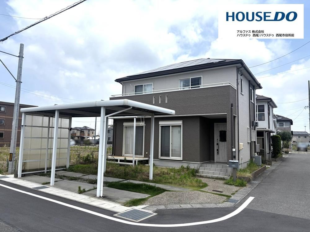 Modern 4LDK+S House with Solar Power in Nishio - Photo 1