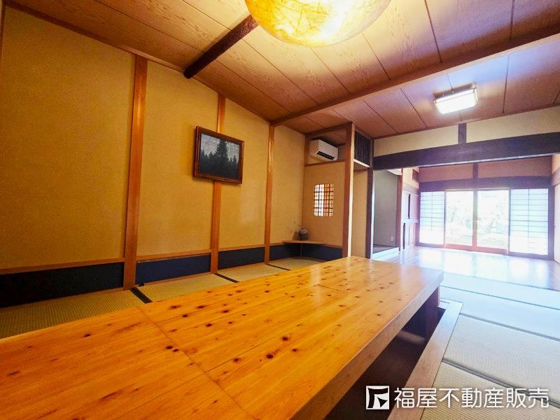 Traditional 5DK House with Ample Parking in Himeji - Photo 1