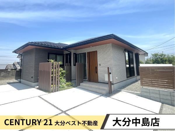 Modern 3LDK Home in Oita - Photo 1
