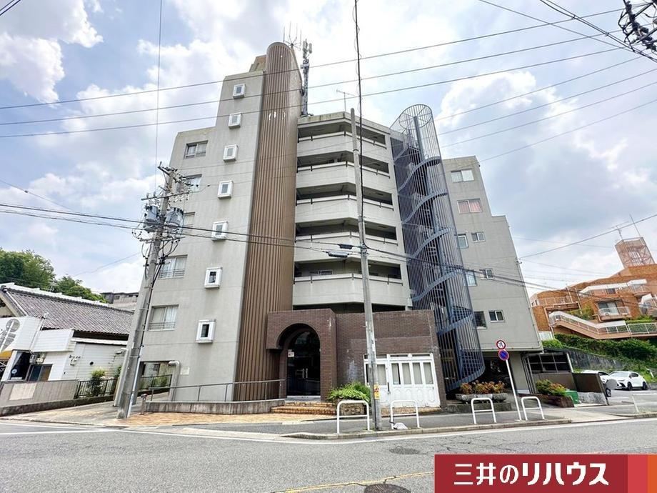 3LDK apartment in Tempaku Ward, Nagoya, Aichi - Photo 1