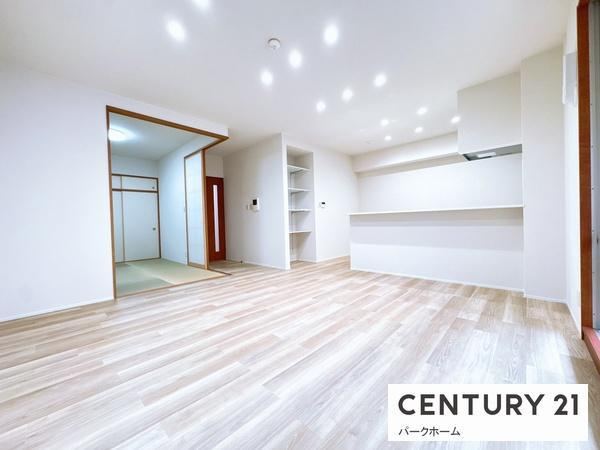 4LDK+S apartment in Otsu, Shiga - Photo 1
