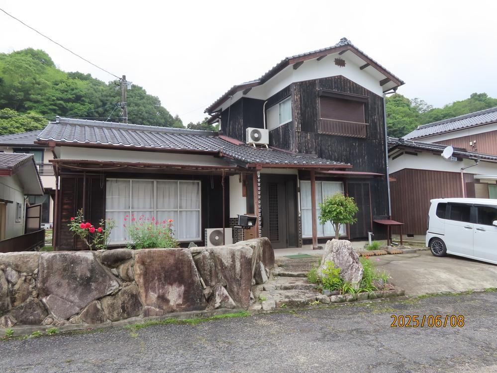 5DK House Near Toda Station with Great Access - Photo 1