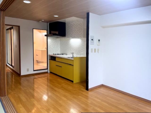 Newly Renovated 3LDK Apartment Near Hon-Kawagoe Station - Photo 1