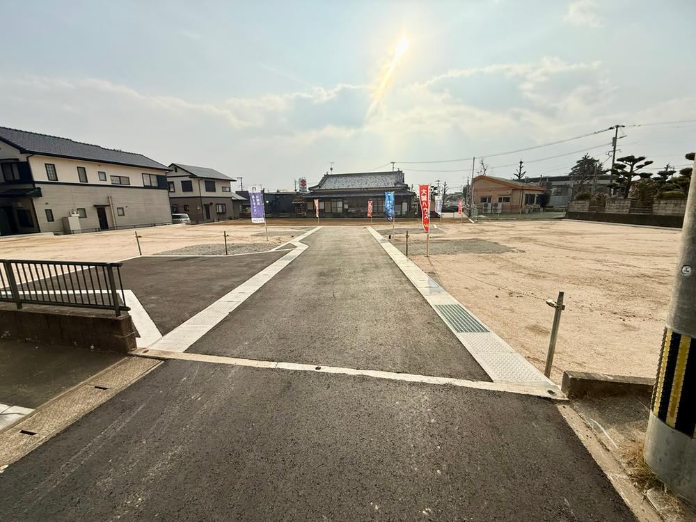 194 m² land in Omura, Nagasaki - Photo 1