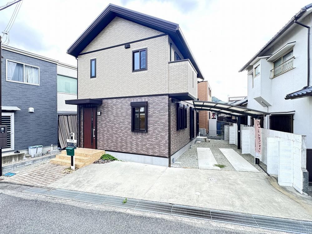 Modern 4LDK Home in Sakata, Aioi - Photo 1