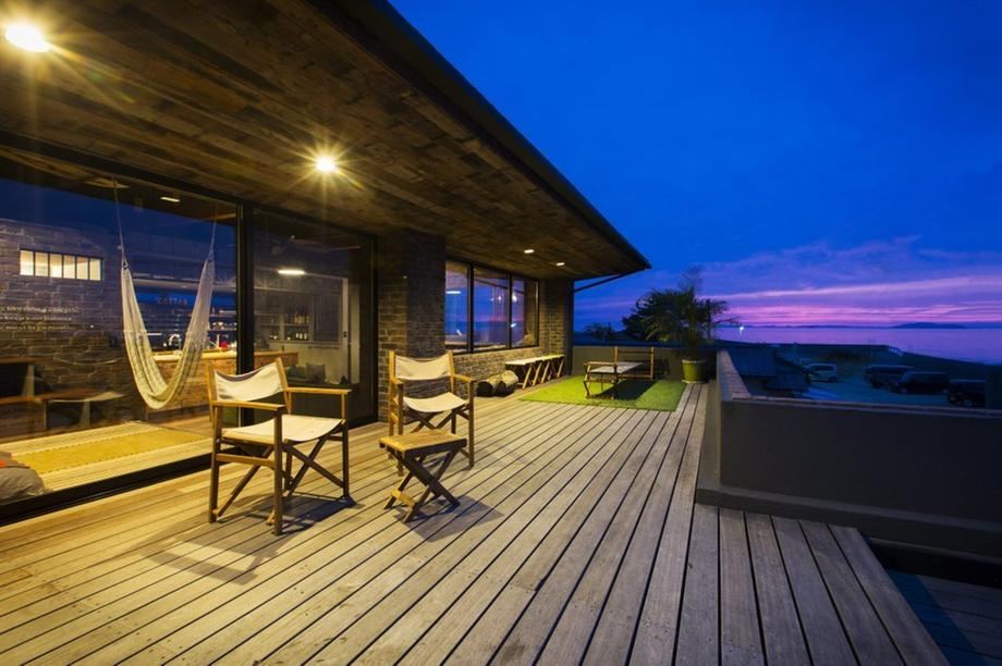 Stunning 3LDK House with Ocean Views in Toyohama - Photo 1