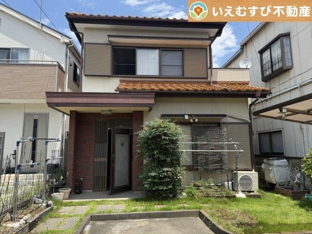 Spacious 5DK House with Ample Storage in Kumagaya - Photo 1