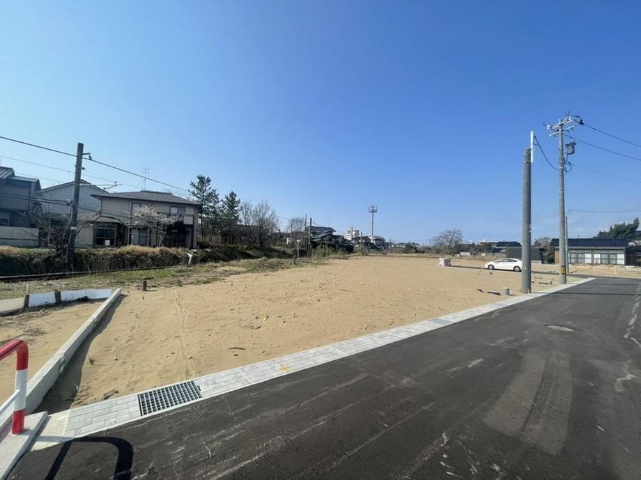 185 m² land in Kahoku, Ishikawa - Photo 1