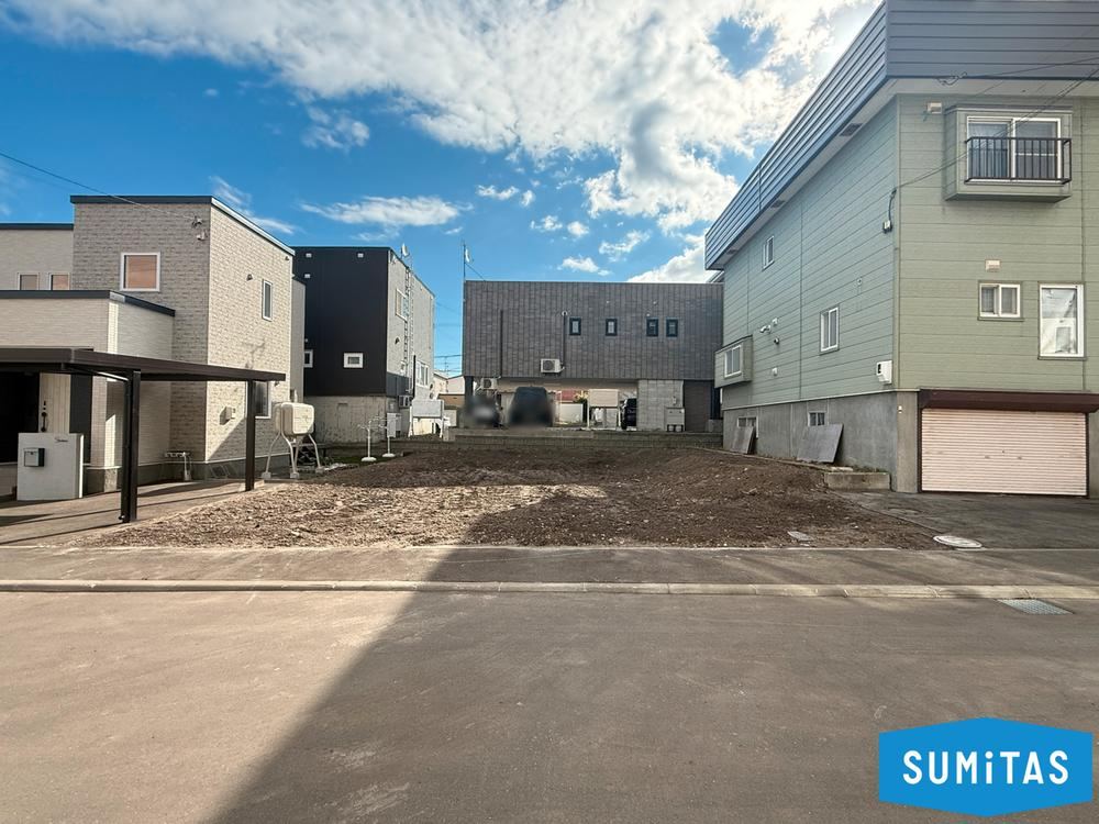 Flat Land in Satizuka, Sapporo - Photo 1