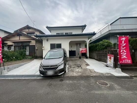 Fully Renovated 3LDK Home Ready for Move-In - Photo 1