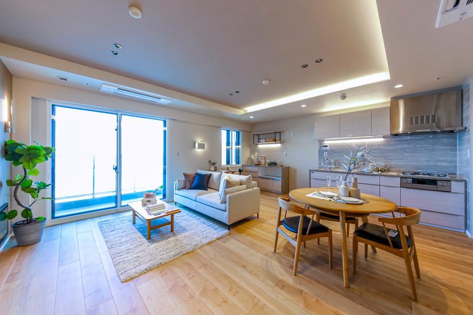 Renovated 2LDK Apartment in Meguro - Photo 1