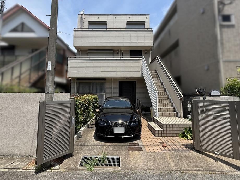 Sturdy 6LDK House in Koshienguchi, Nishinomiya - Photo 1