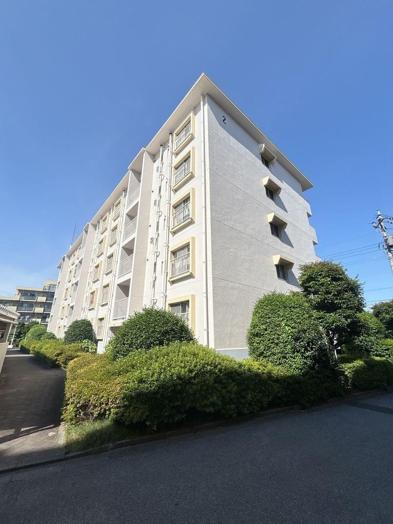 Renovated 3LDK Apartment in Asaka - Photo 1
