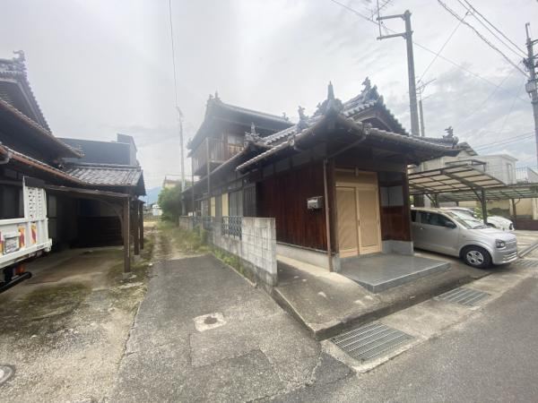 Family-Friendly 5DK Home in Kuniyasu - Photo 1